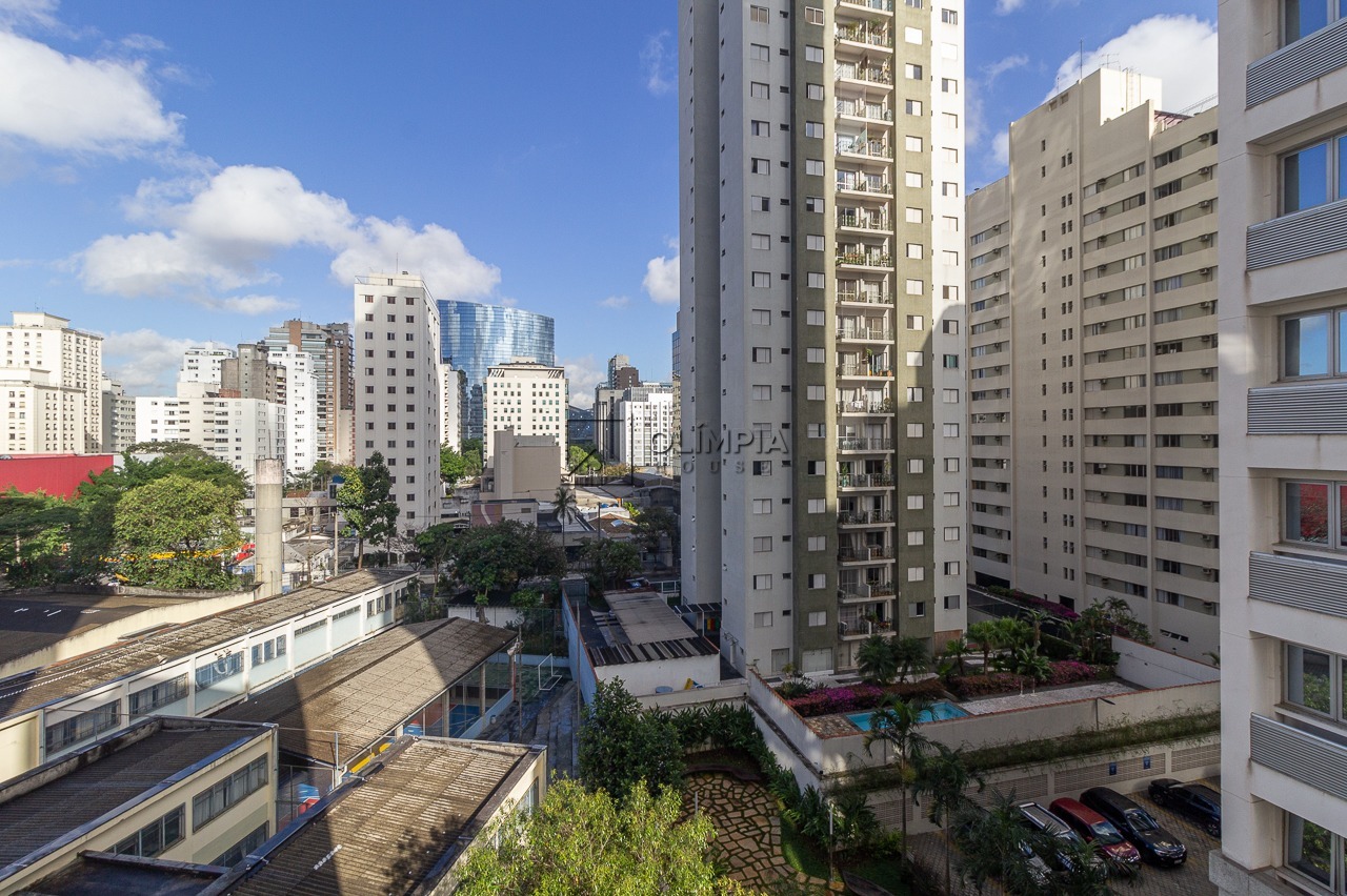 Bandeira Paulista, 766