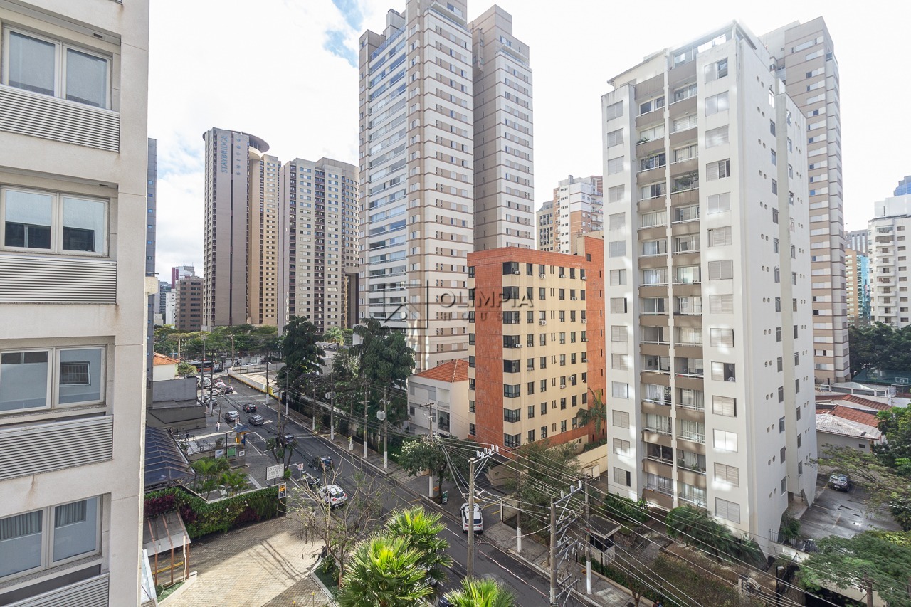 Bandeira Paulista, 766