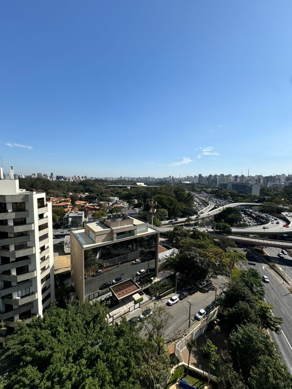 Leopoldo de Bulhões, 59