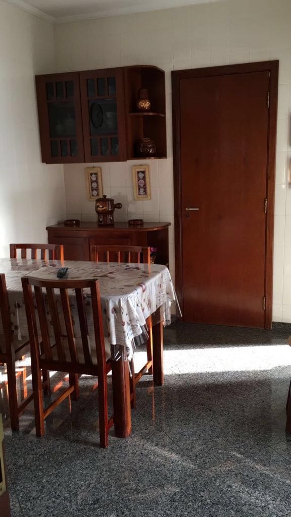 Doutor Franco da Rocha, 205