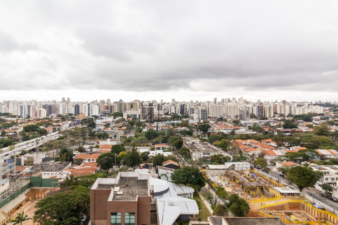 Morais de Barros, 770
