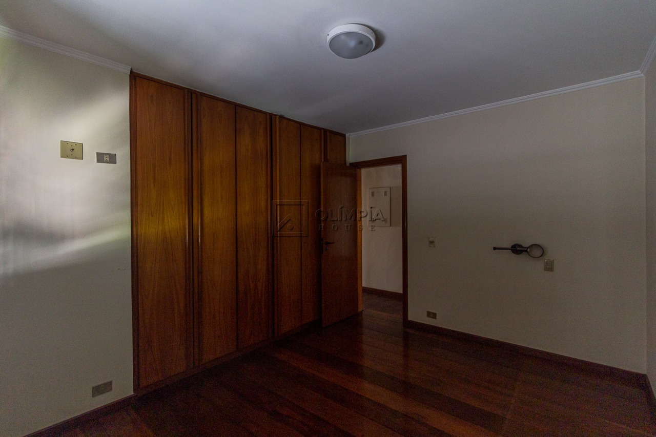 Doutor Melo Alves, 204