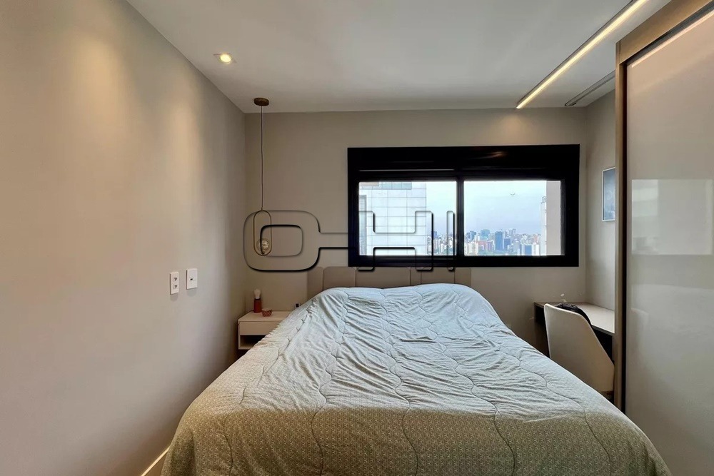 dos Pinheiros, 801