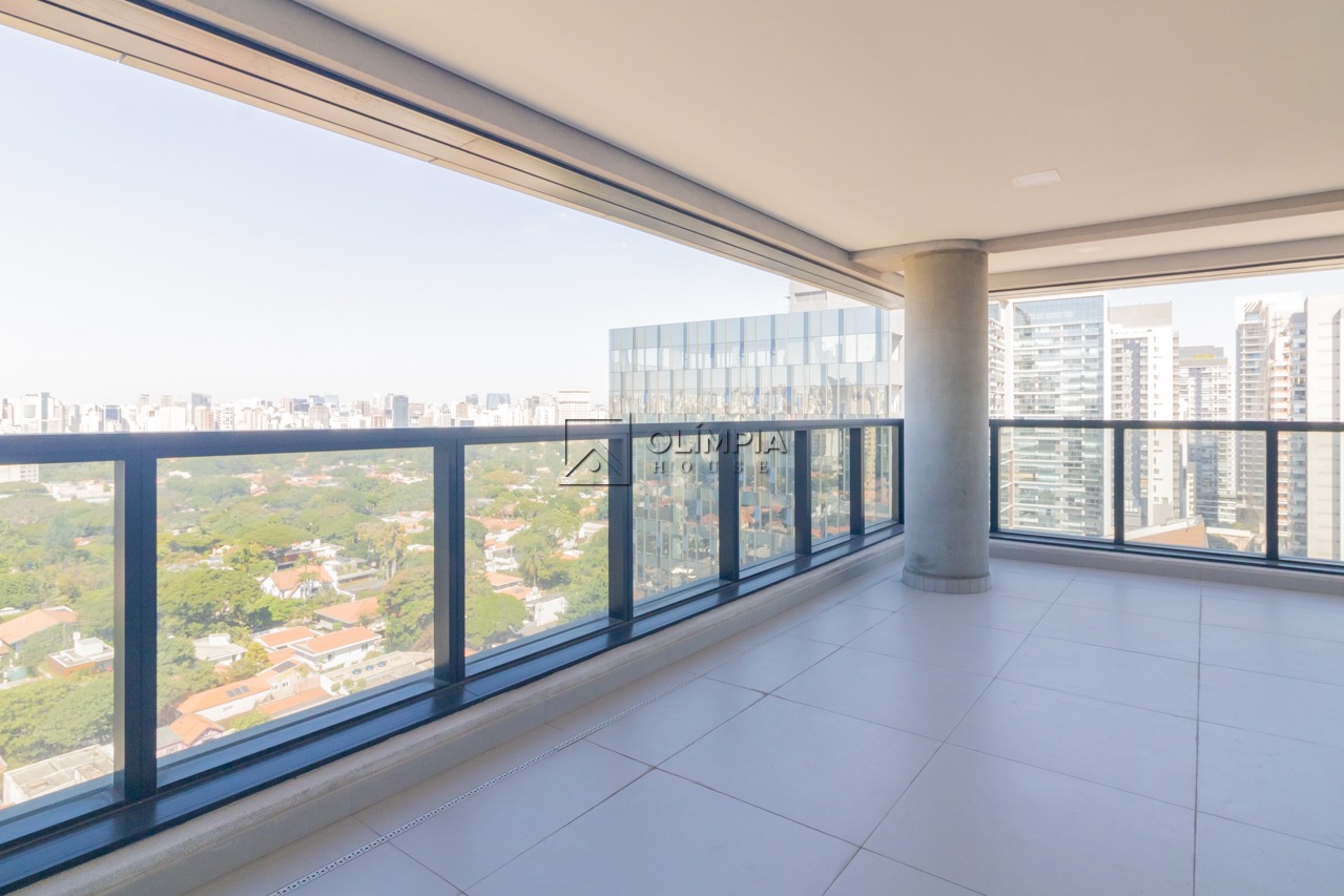 dos Pinheiros, 623