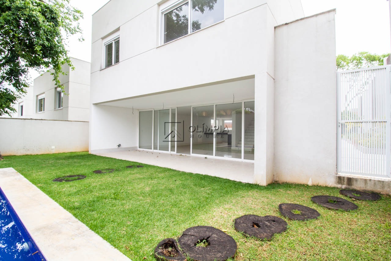 Manuel Ribeiro da Cruz, 200
