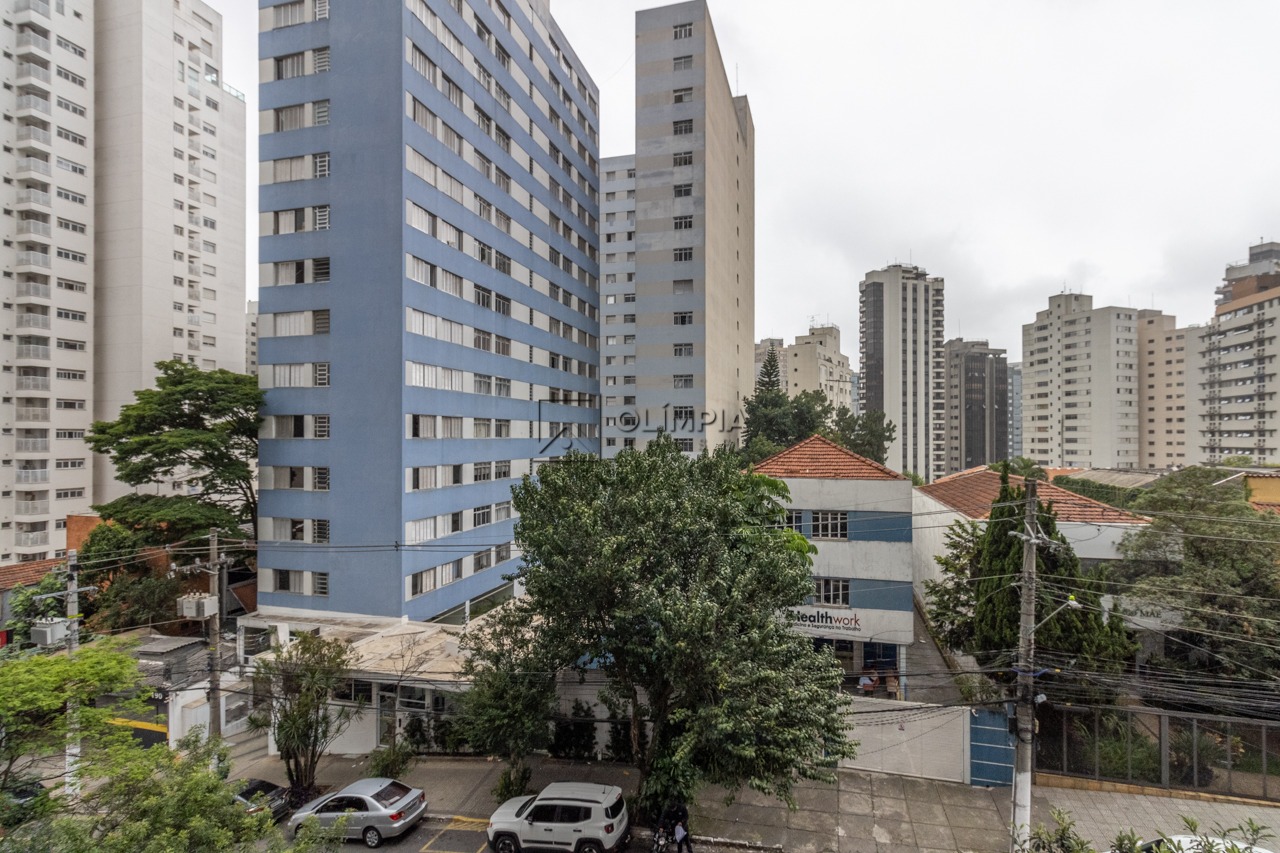Correia Dias, 451