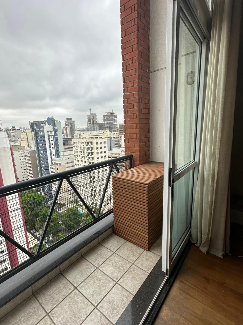 Bandeira Paulista, 300