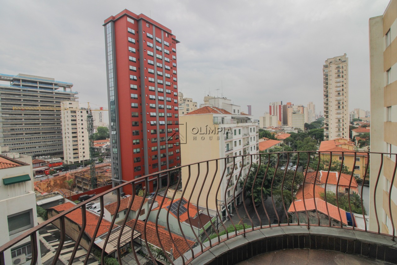 Simão Álvares, 80