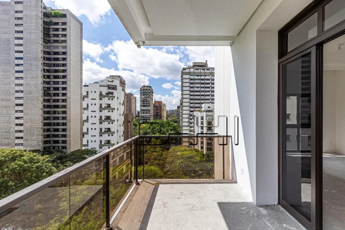 Brás Cardoso, 547