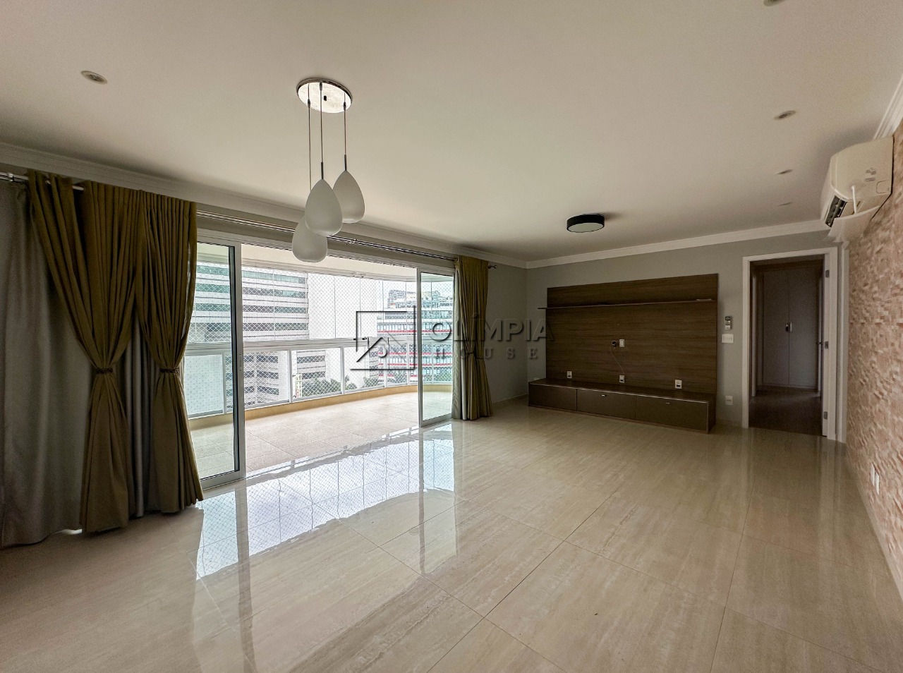 Casa do Ator, 400