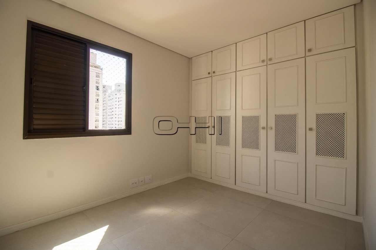 Silva Correia, 125