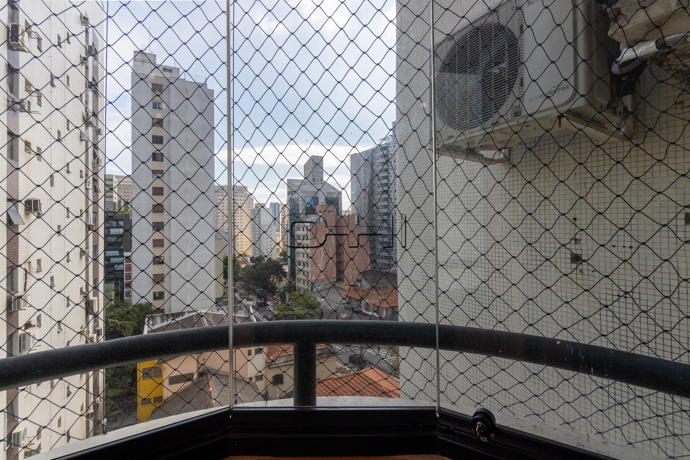 Doutor Cândido Espinheira, 439