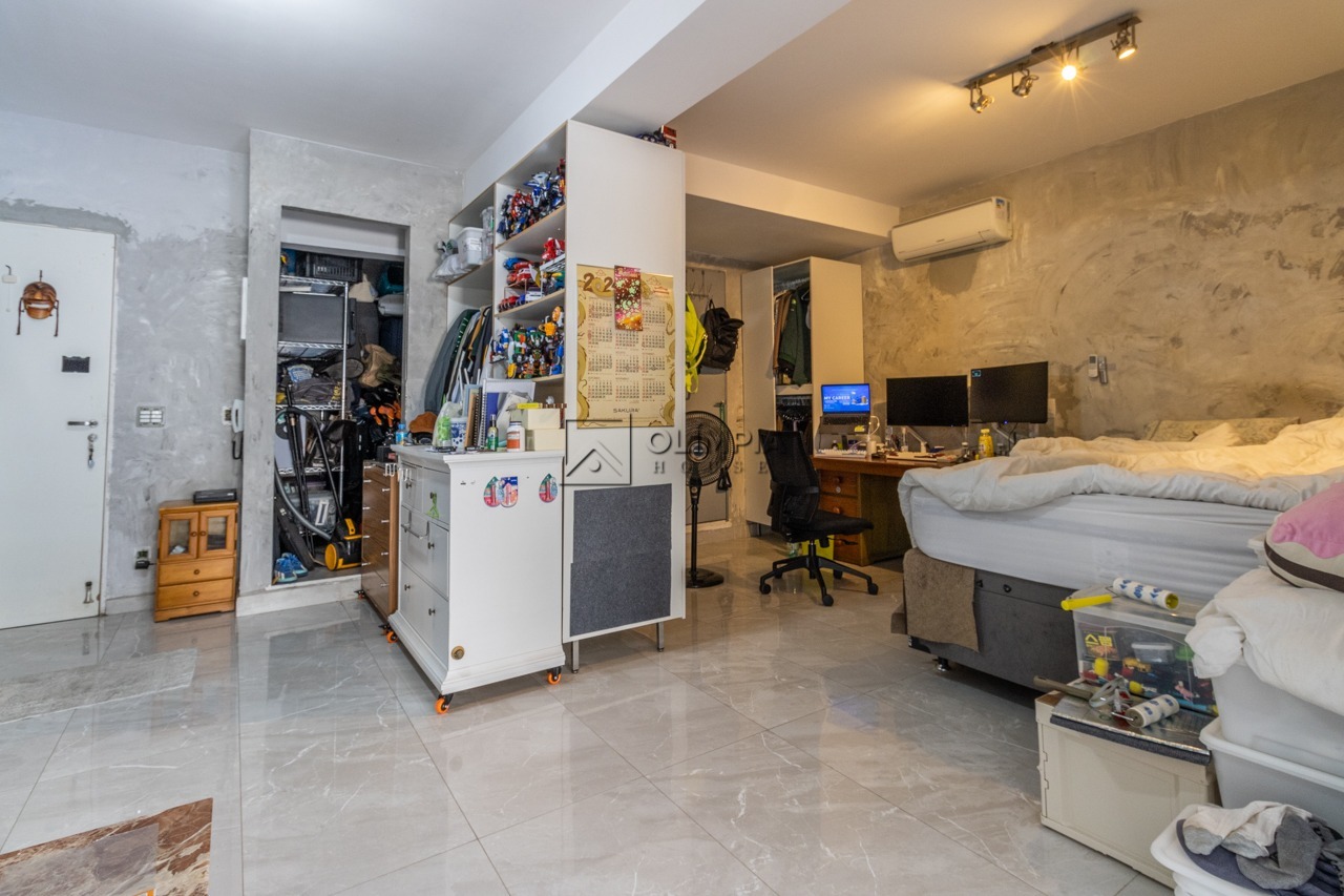 Monteiro dos Santos, 108