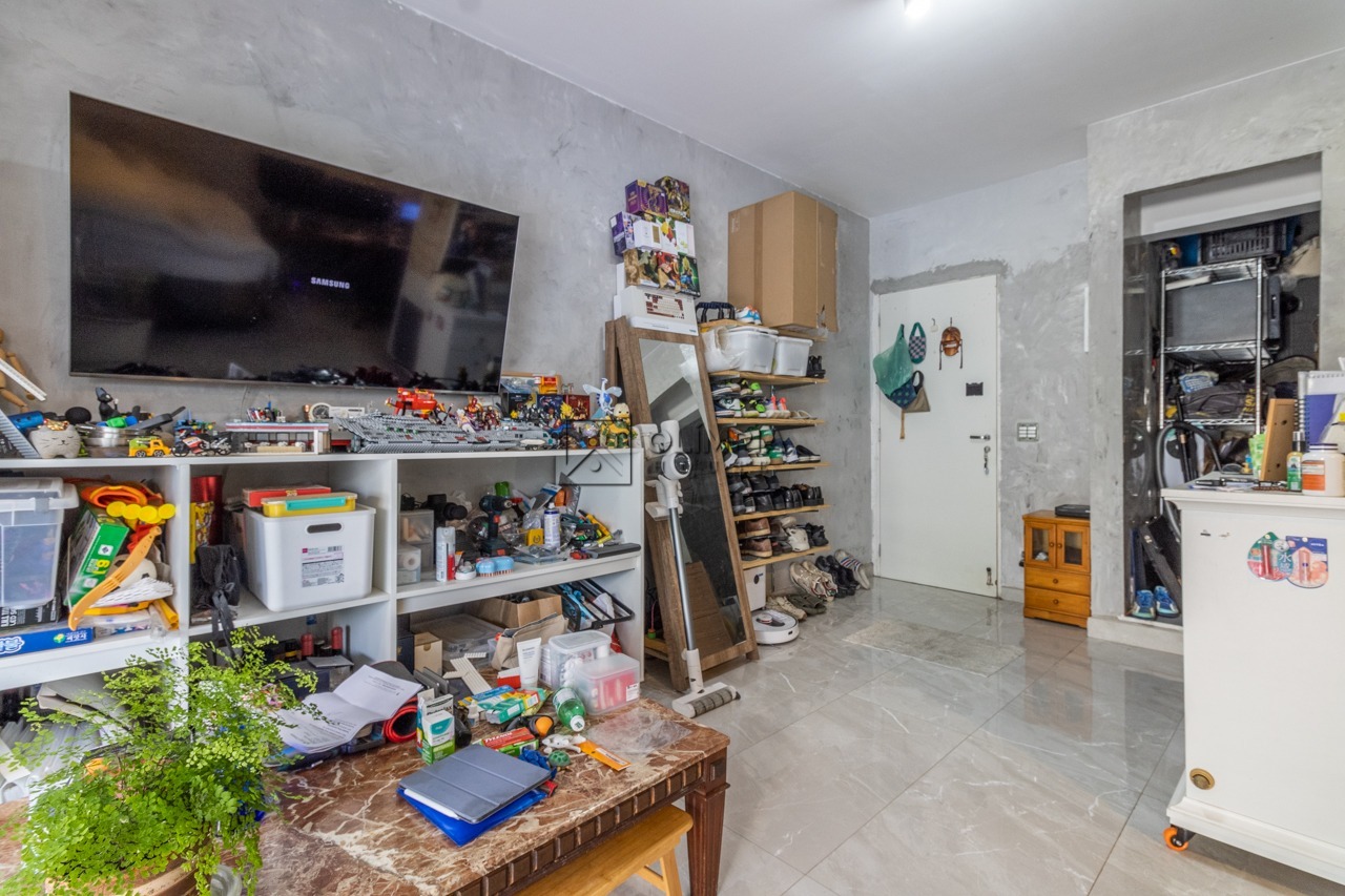 Monteiro dos Santos, 108