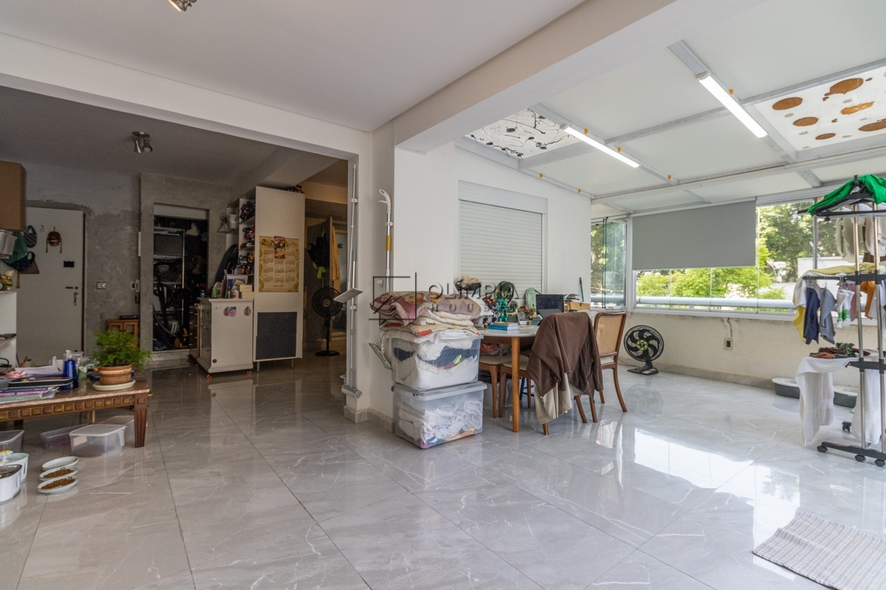 Monteiro dos Santos, 108