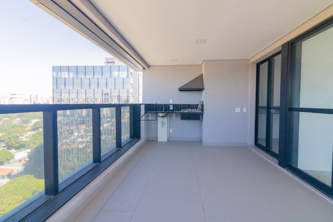dos Pinheiros, 623