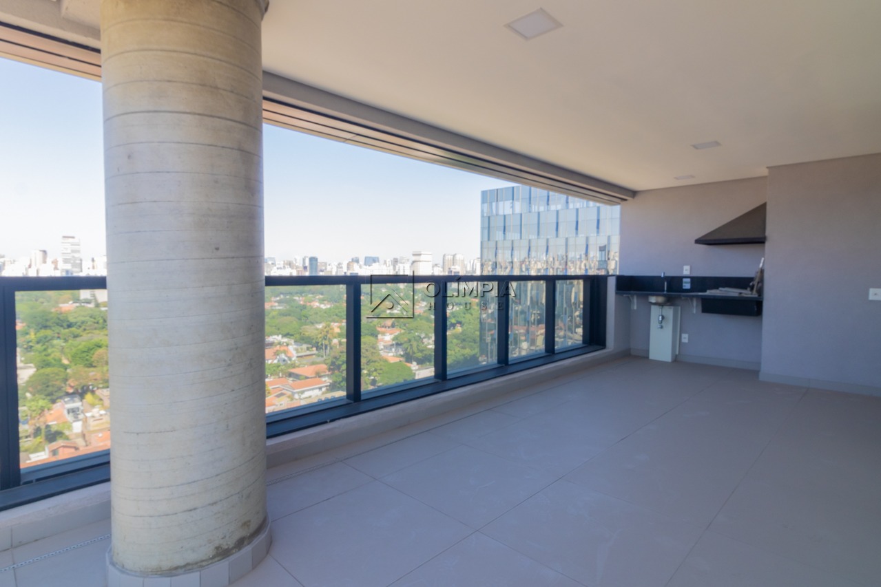 dos Pinheiros, 623