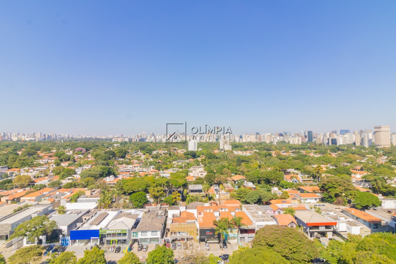 dos Pinheiros, 623