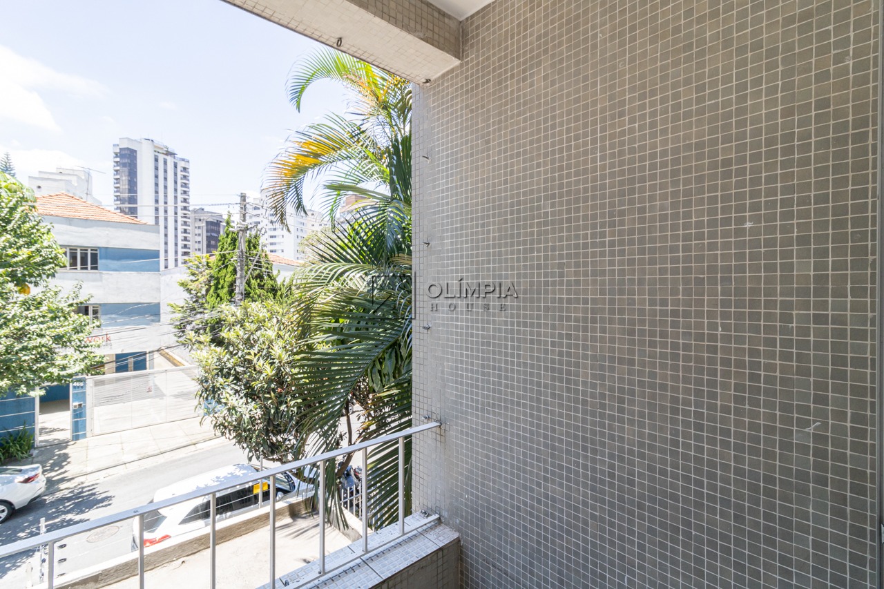 Correia Dias, 451