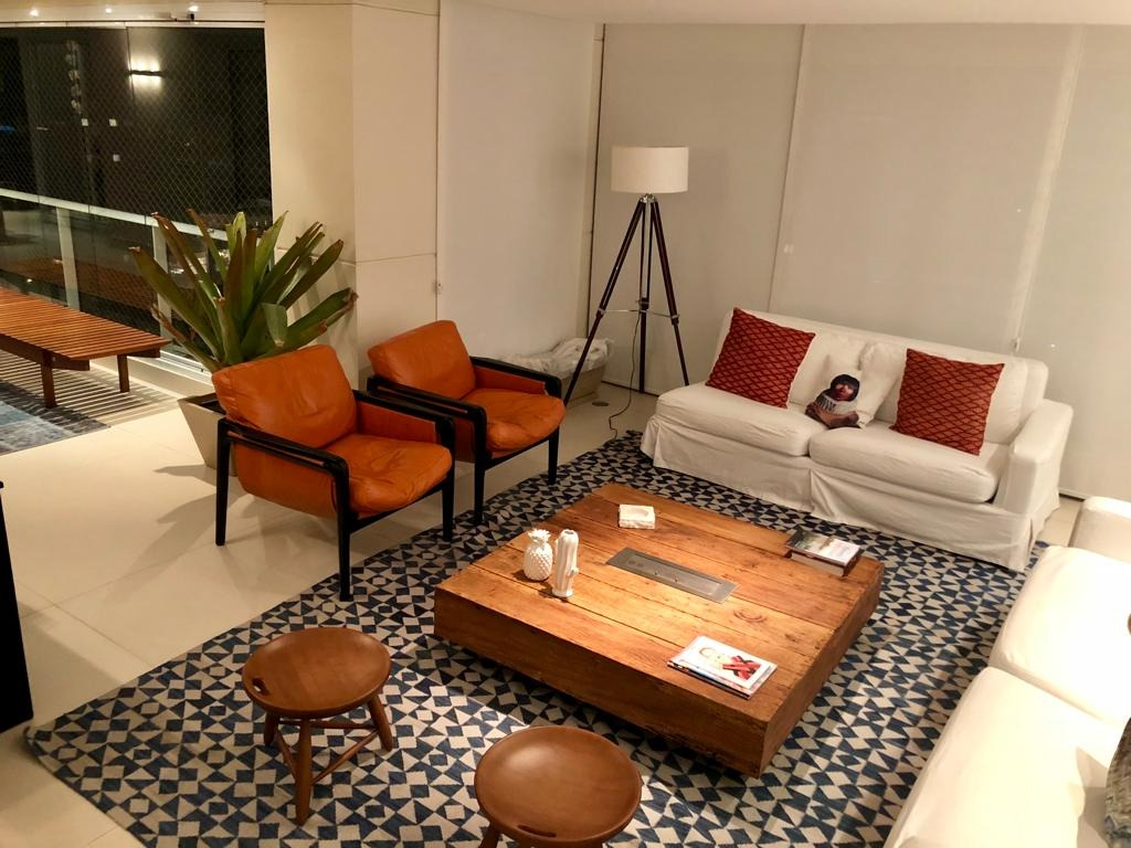 Conde de Porto Alegre, 1033