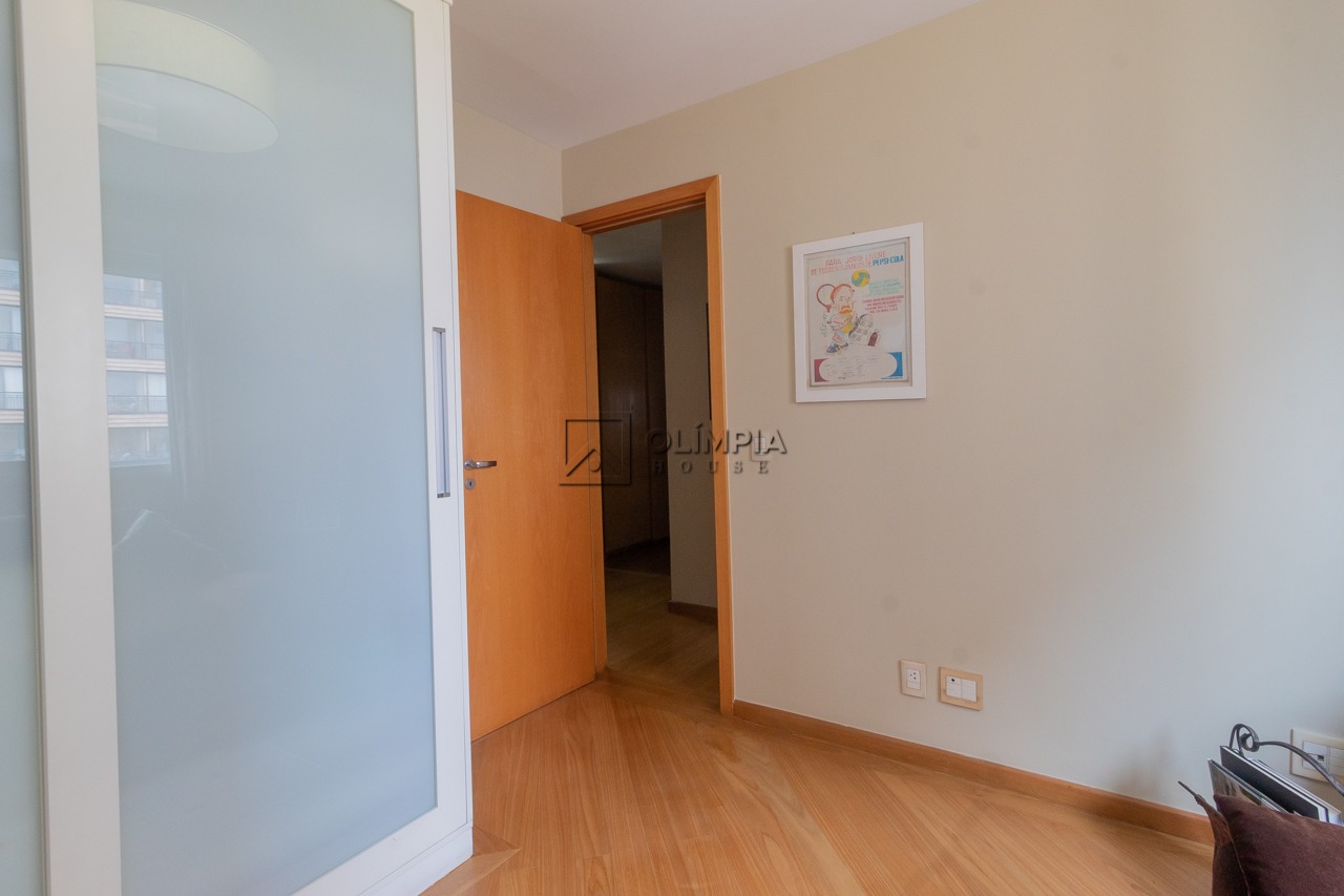 Laplace, 44