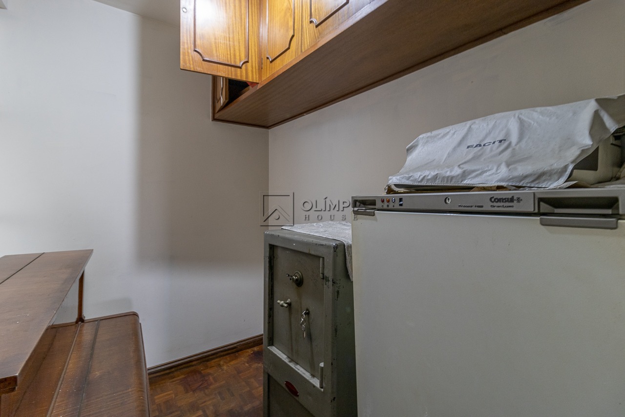 Leôncio de Carvalho, 280