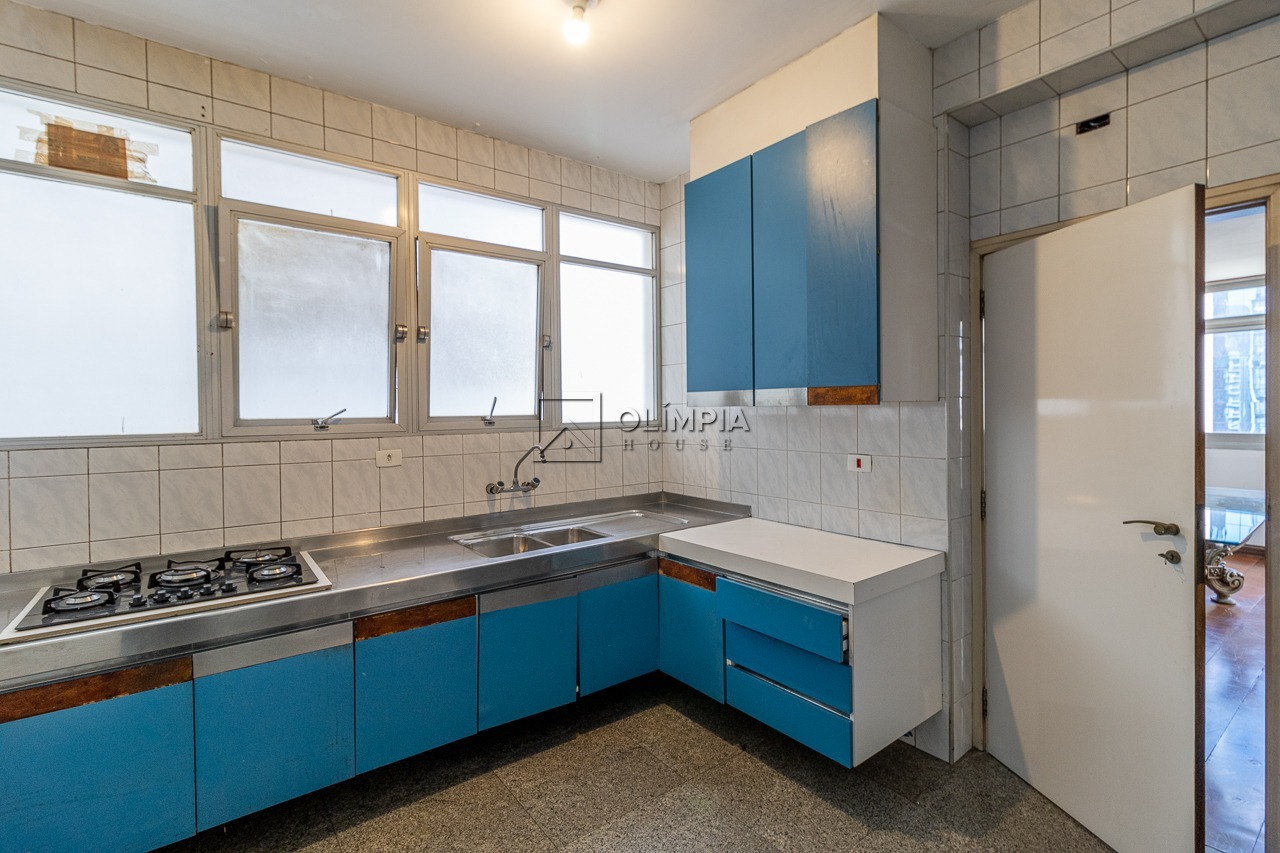 Leôncio de Carvalho, 280