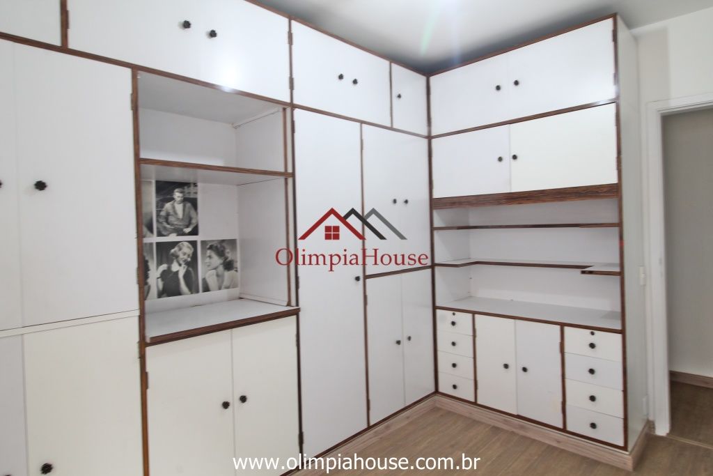 Dona Inácia Uchôa, 52