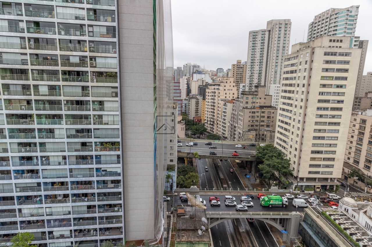 Nove de Julho, 707