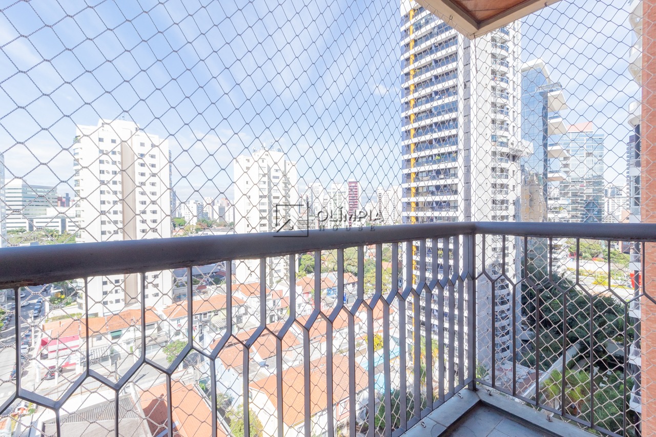 Silva Correia, 125