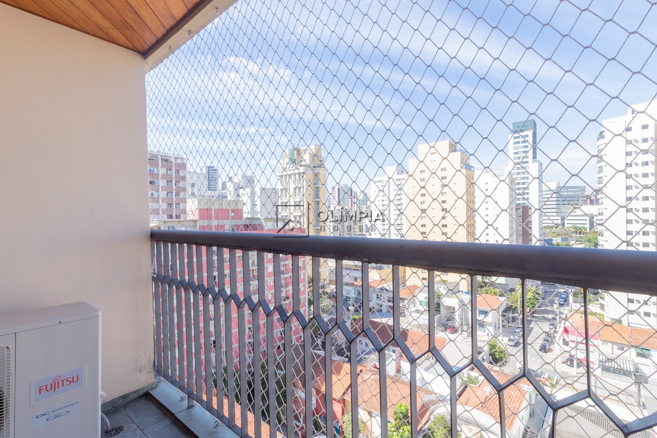 Silva Correia, 125