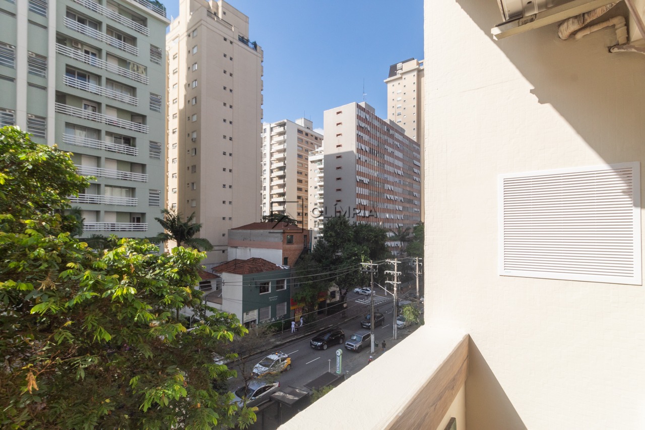 Campinas, 696