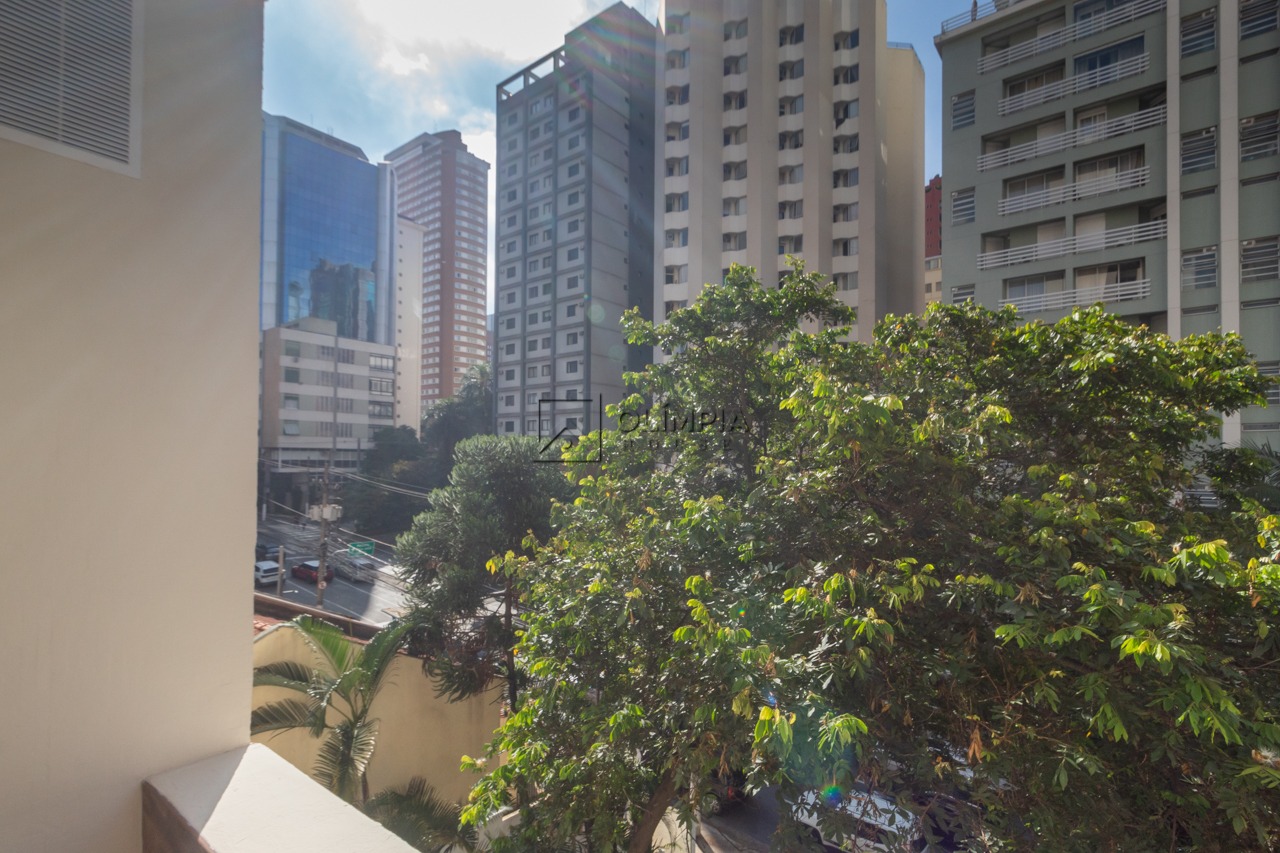 Campinas, 696