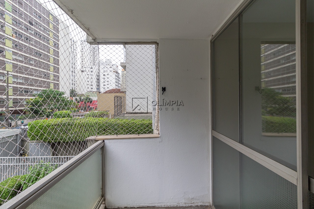 Doutor Albuquerque Lins, 992