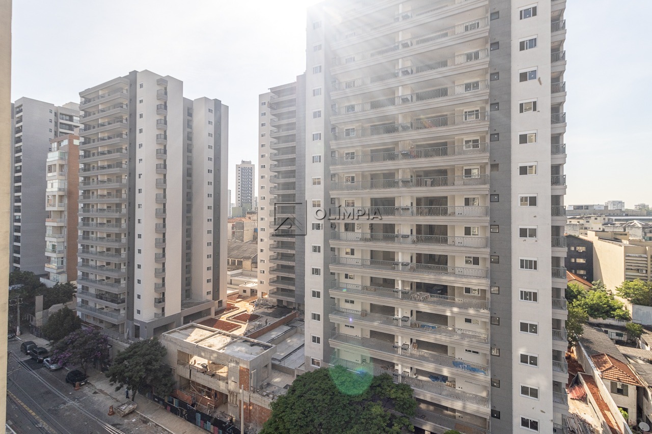 Madre Cabrini, 240