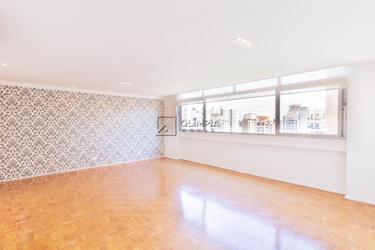 Bueno Brandão, 158