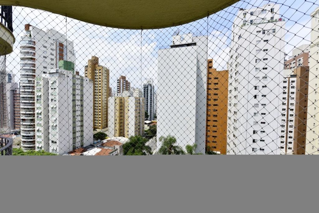 Macuco, 240
