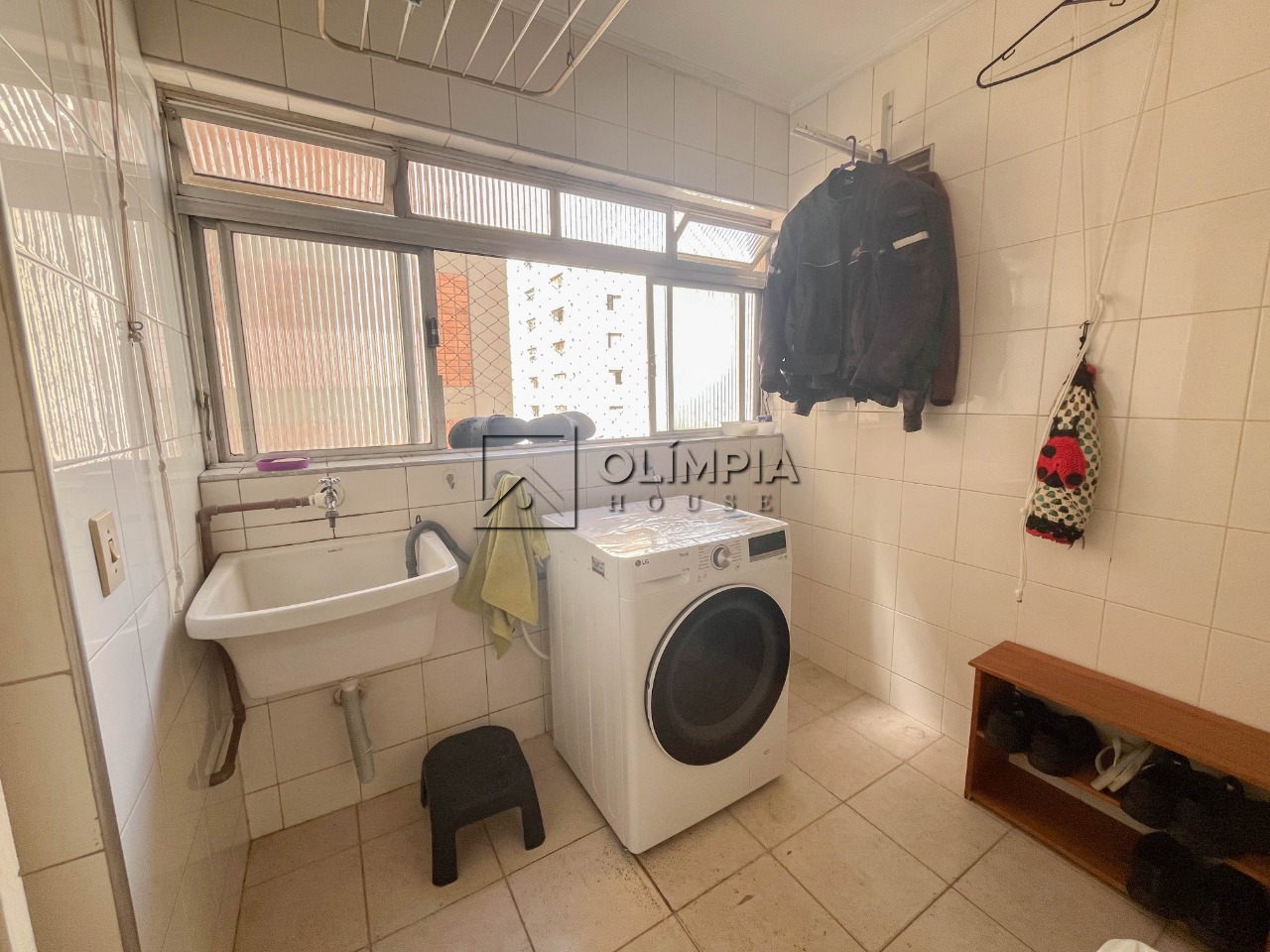 Chibarás, 380