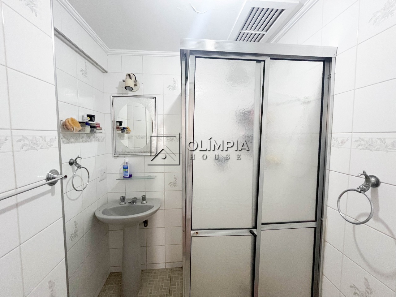 Chibarás, 380