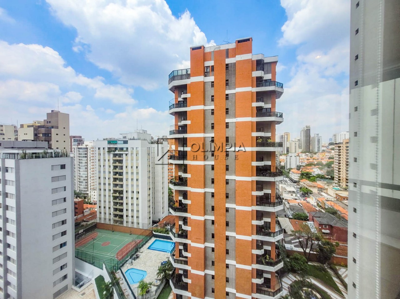 Caraíbas, 743