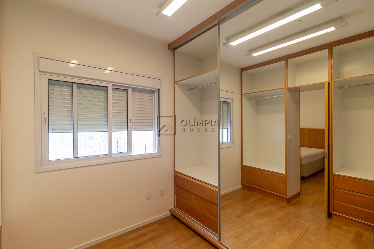 Correia Dias, 530