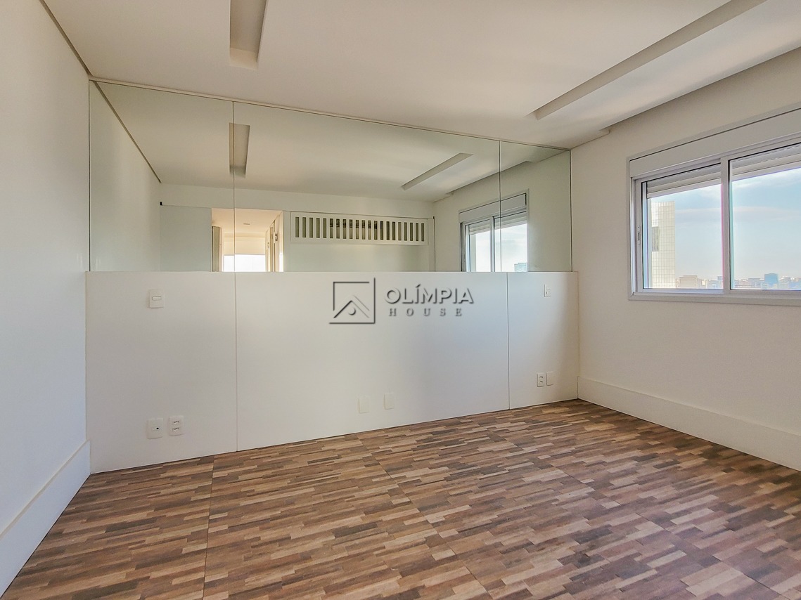 Fernão Dias, 323
