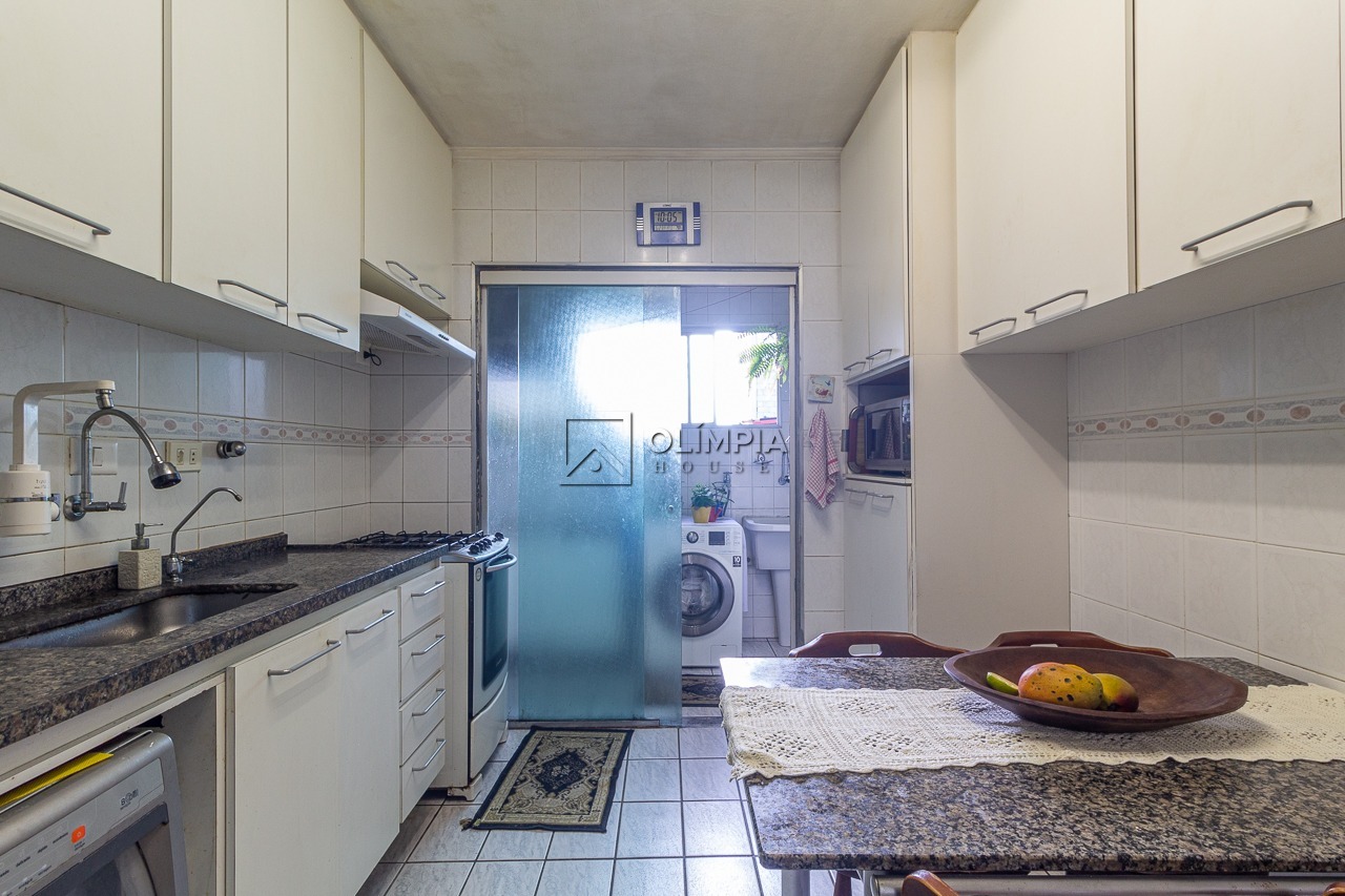 Furnas, 246
